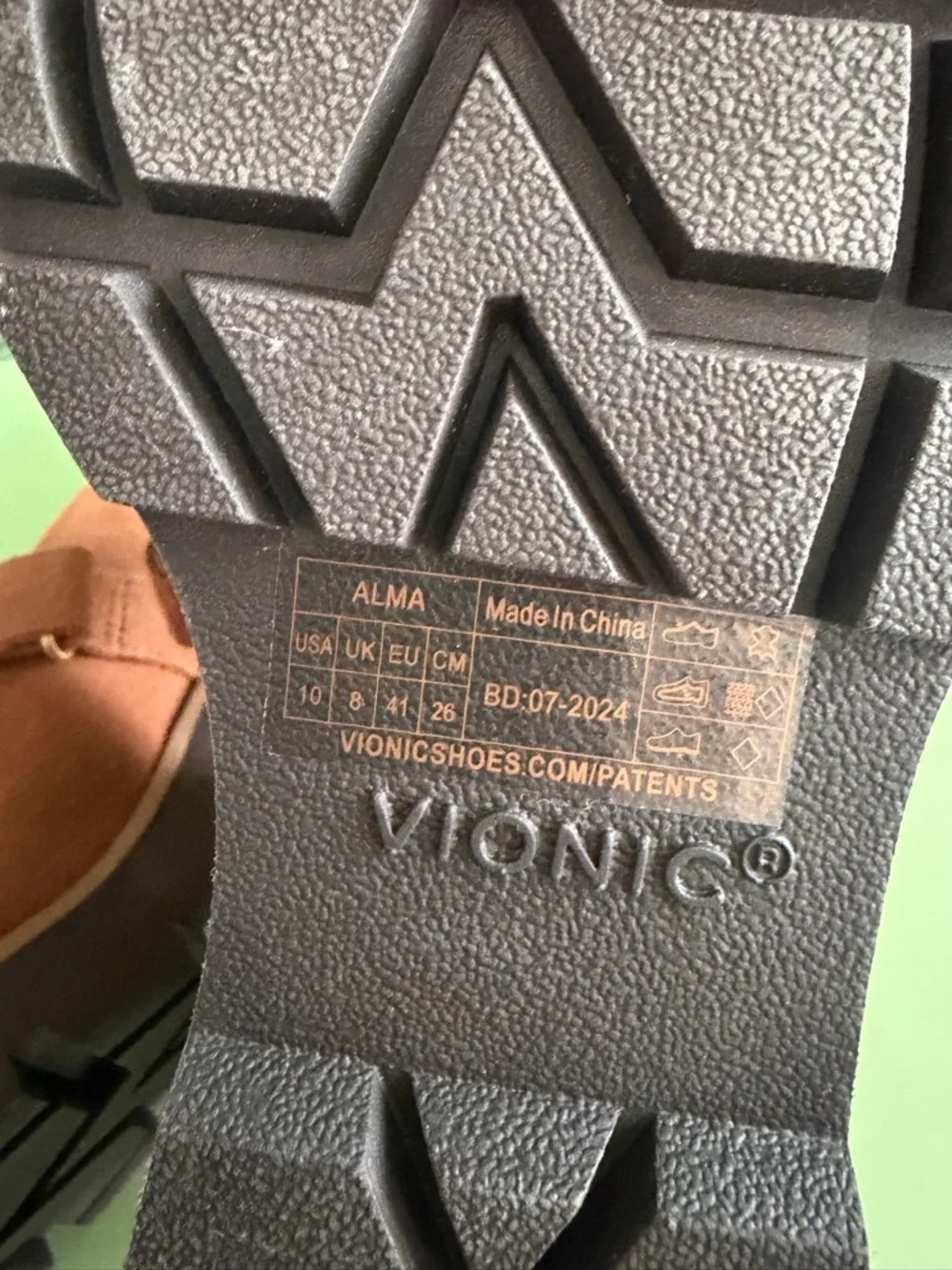 NWOT Vionic Alma Mary Jane Wedge Pumps in Tan Suede Sz 10